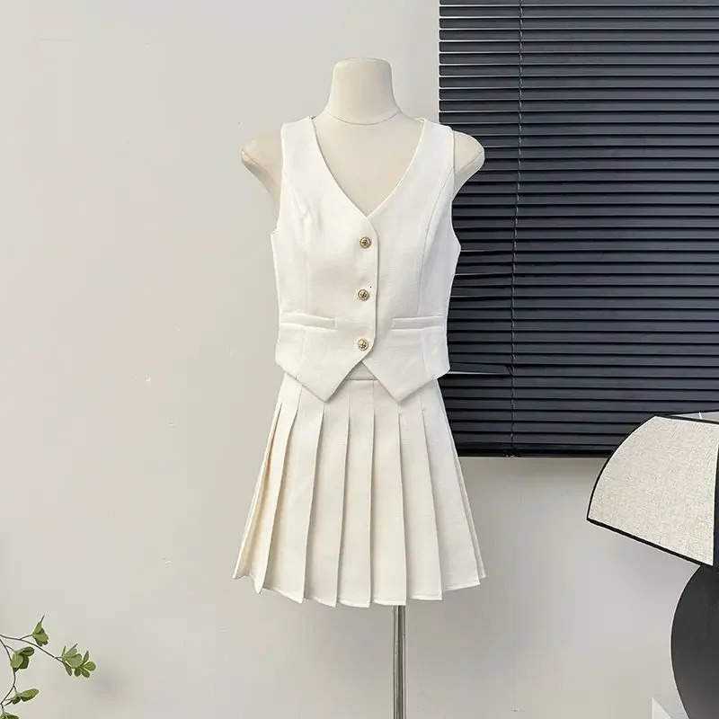 French Style Single Button Slit Suit Vest Womens High Waist Pleated Mini Skirt Two Piece Set Summer Fashion Elegant Classy 250408