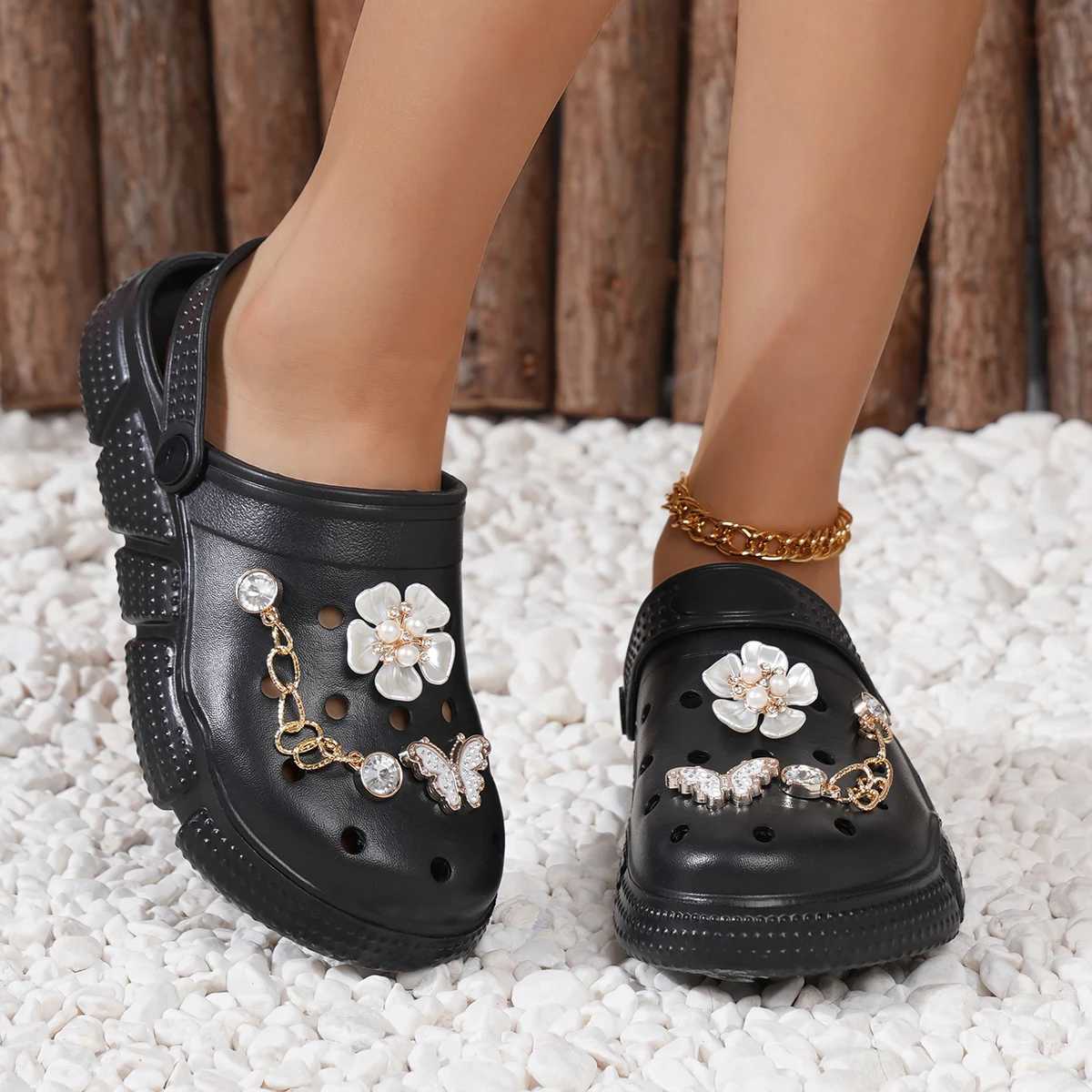 Womens floral and Rhine decorations soft bottomed platform leisure garden slide summer N-Slip beachXJ250407