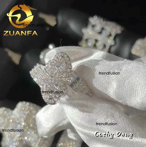 Lifeng Jewelry Custom Single Letter Ring Baguette cut VVS Moissanite Two Tone Sterg Sier Men Hiphop Rings