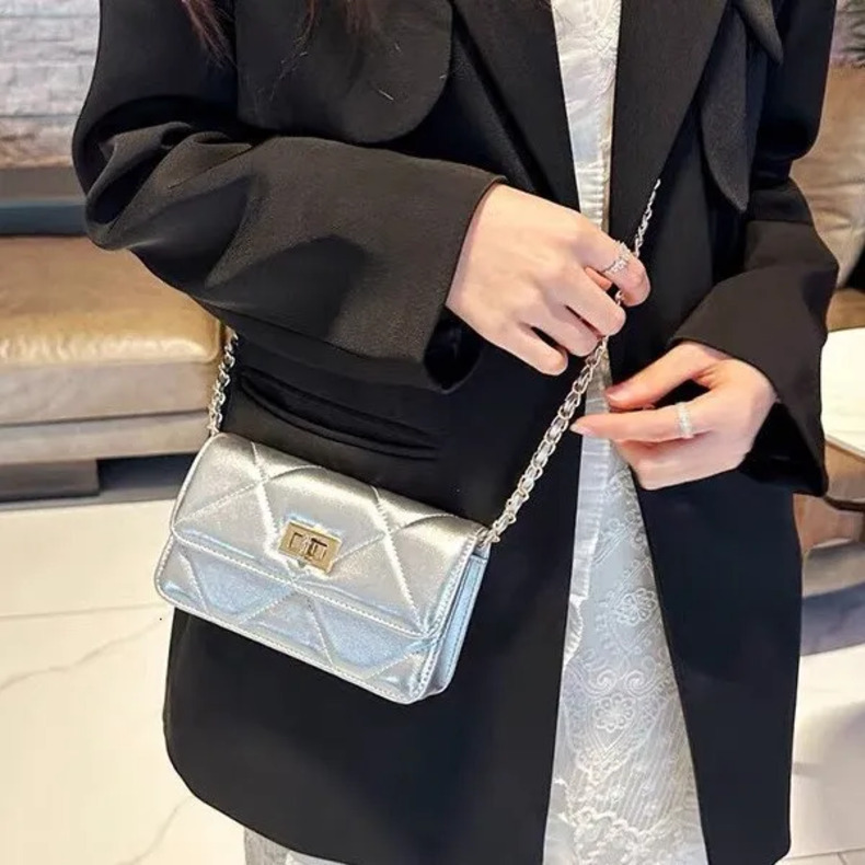 Luxury Brand Women's Bag 2025 New Silver Small Square Bag High-End Texture Quilted Bag Mini PU Leather Chain Single Shoulder Crossbody Bag - view 4