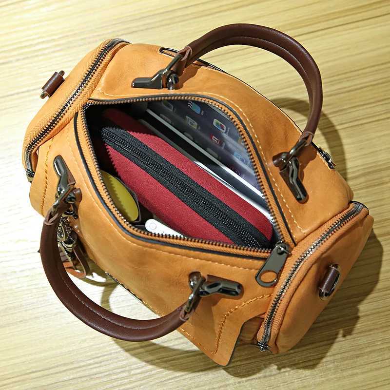 New Arrival Fashionable womens Boston bag retro style tassel decoration womens bag large capacity cross body bag womens handbag T250407