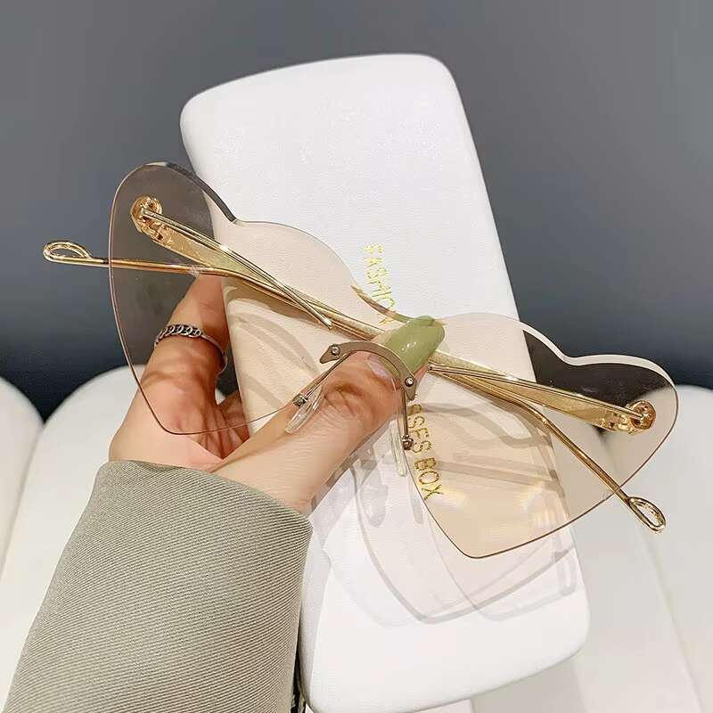 New Trend Creative Funny Hip Hop Party Eyeglasses Rimless Ladies Heart Shape Sun Glasses