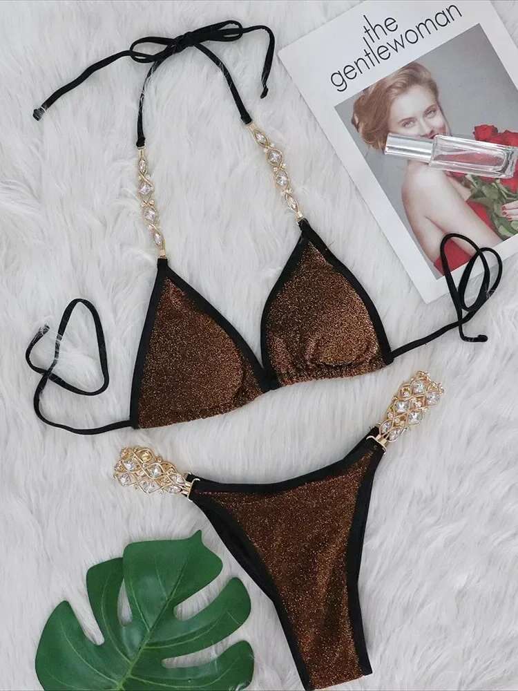 Dongdumaoyi Sexy Bikinis Swimsuits Woman Luxury Rhinestones Push Up Diamond Thong Swimwear Shiny Gold Beach Bathing Suit Bikini Set