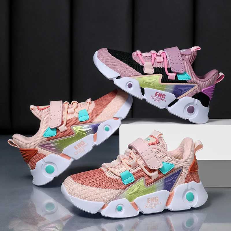 2024 Autumn Girls Casual Shoes Light Mesh Sports Shoes Childrens Summer Youth Cute Sports Socks W250407