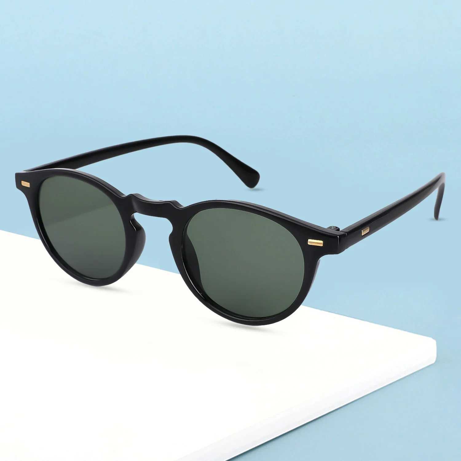 Small round glasses holder for women fashionable anti blue light glasses holder retro optical computer decorative glasses W250408
