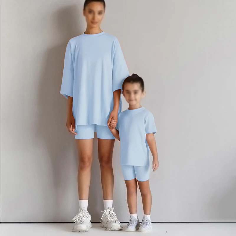 Collection Little Kids Baby Girls Clothes 2 Pieces Tracksuit Set Oversized Short Sleeve Cotton T-shirtShorts Sportwear Leggins 250407