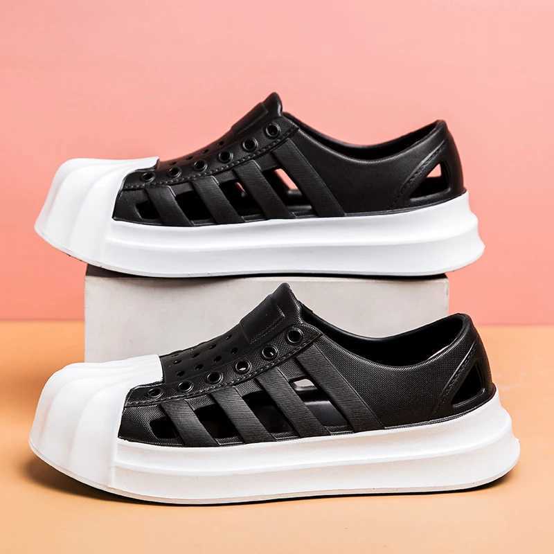 New Arrival Mens Sandals Outdoor Hole Sandals Breathable Thick Bottom Neutral Soft EVA Non slip Womens Sandals Summer Beach Shoes T250407