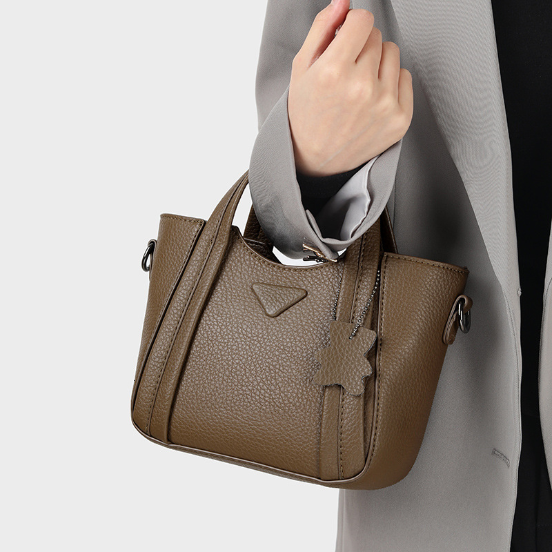 2025 New Design Bag Women's PU Leather Handbag Work Commuting Niche Single Shoulder Crossbody Bag