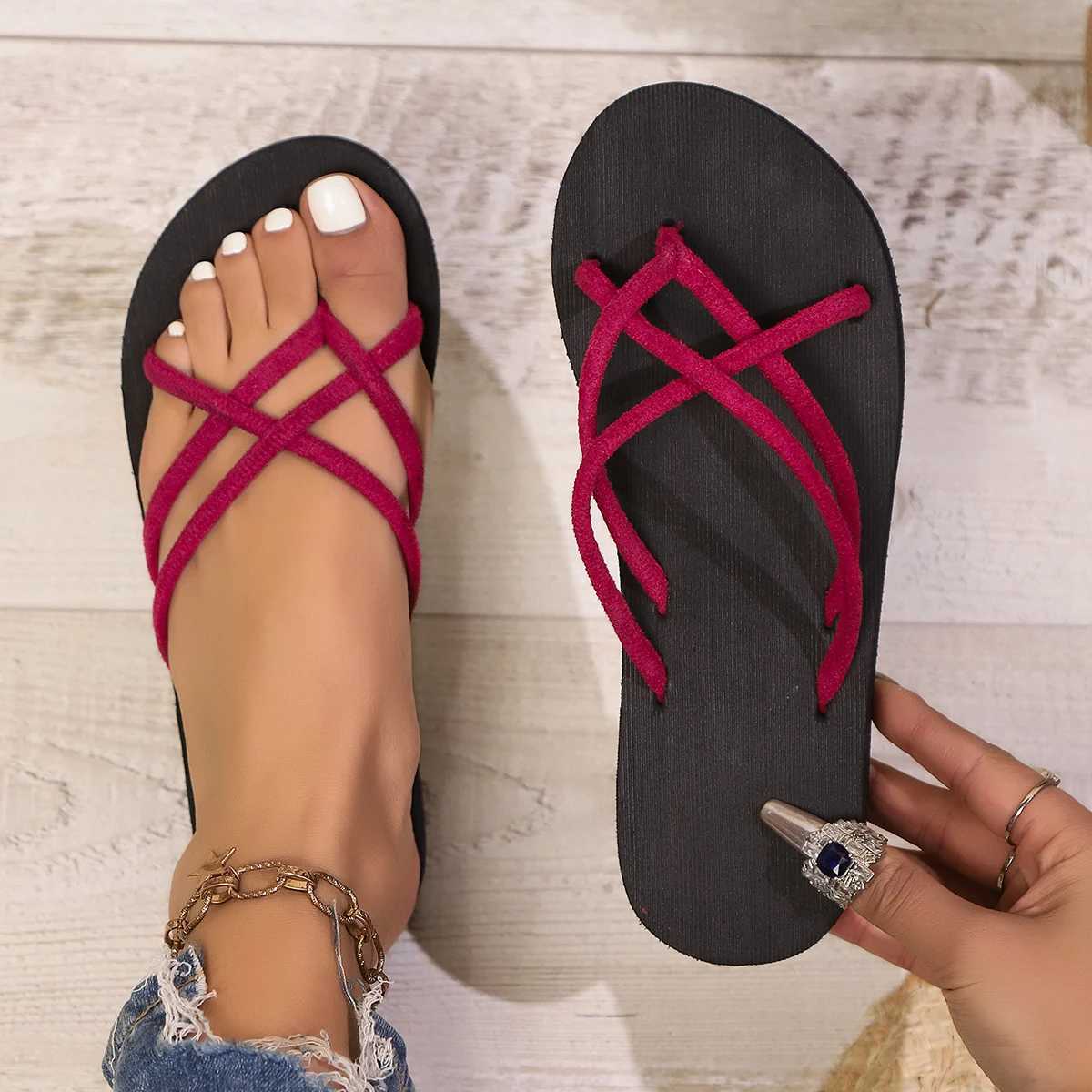 Ladies chic summer flip cover - sturdy black toe slider non slip EVA sole comfortable flat bottomed beachXJ250407