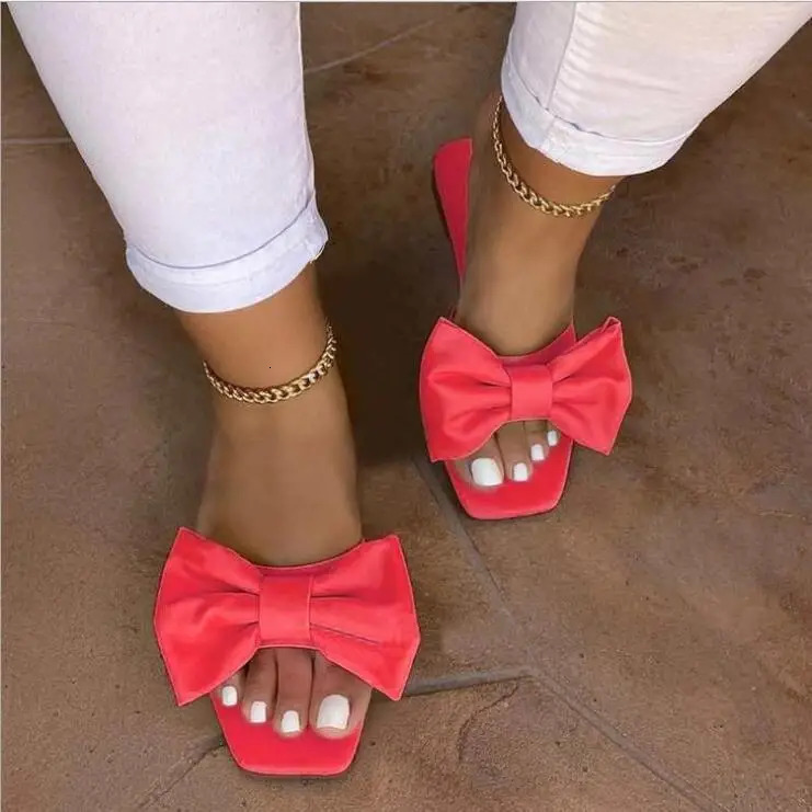 Springsummer outdoor flat leather bow non-slip beach lady slippers casual all-match fashion women sandals 250408