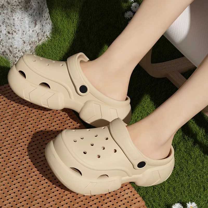 Thick soled 7.0cm EVA sandals womens hole sandals womens 2023 new two beach garden shoes sliderXJ250407
