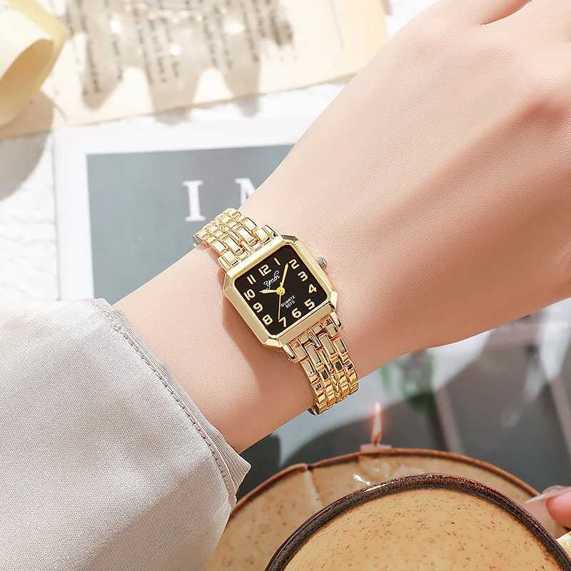 New Fashion Womens Elegant Design Square Dial Quartz Sports Commercial Womens Simulated Watch Womens Reloj De MujerT250408