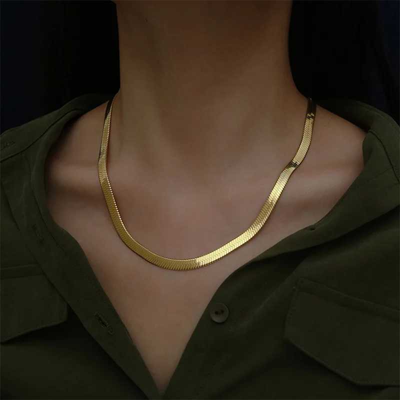 Fashion 24K Gold Color Necklace 4MM/40-45-50CM Blade Necklace Snake Bone Chain Mens Womens Jewelry GiftsC250407