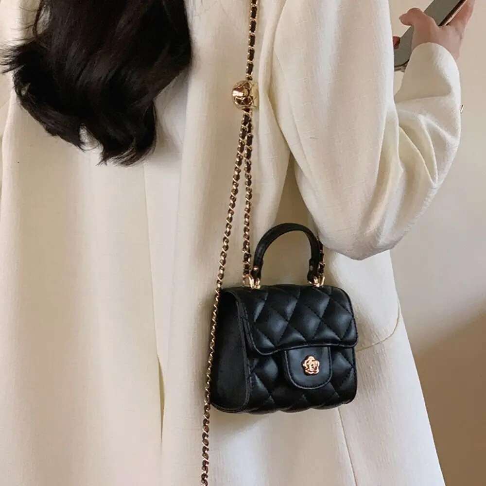 Fashion 2025 New Chain Crossbody For Women Mini Shoulder Bag Ladies Rhombus Embroidery Handbags PU Leather Messenger Bags