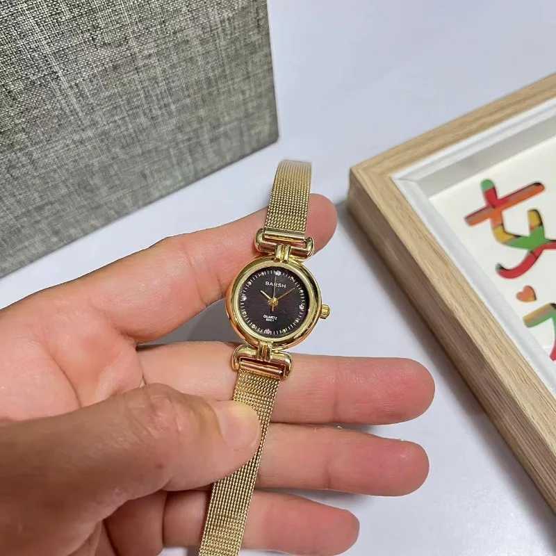 Medieval round gold watch vintage womens quartz watchT250408