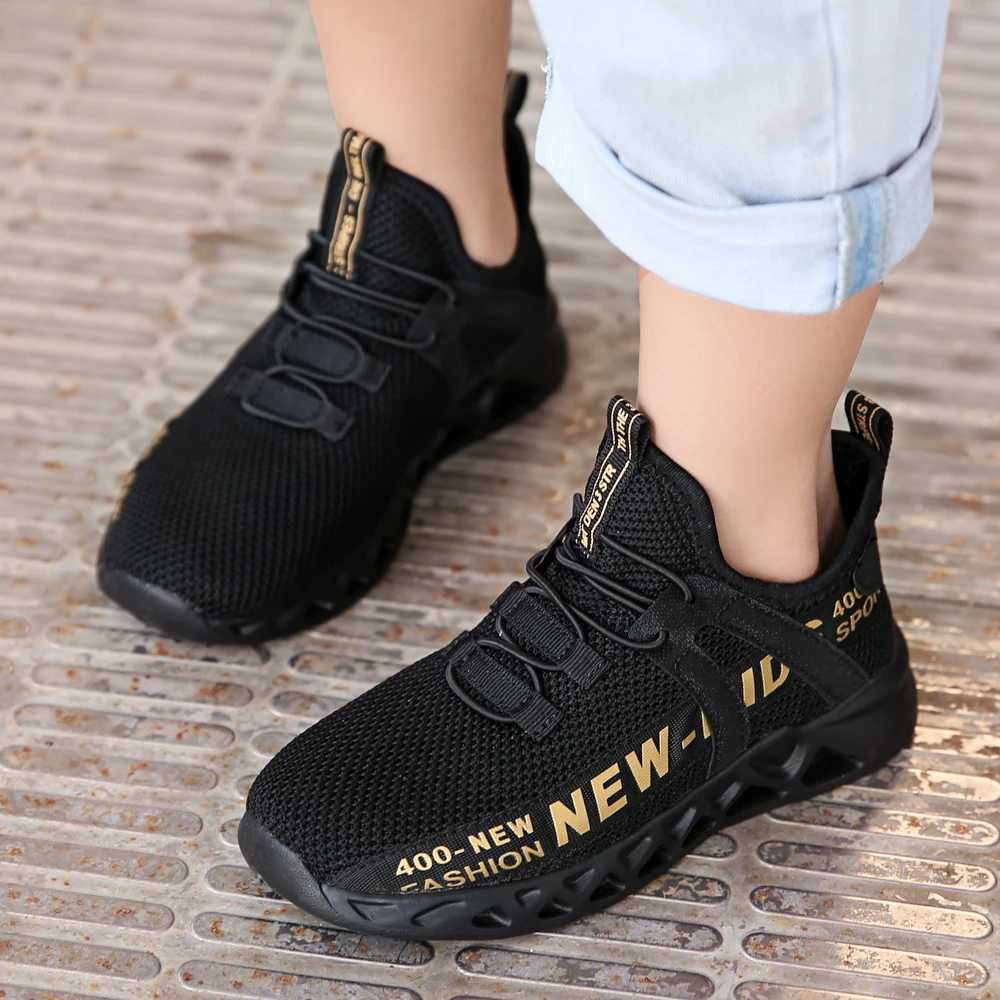 Childrens casual low top lace sneakers for boys and girls breathable lightweight non slip outdoor walking childrens sports running tennis W250407