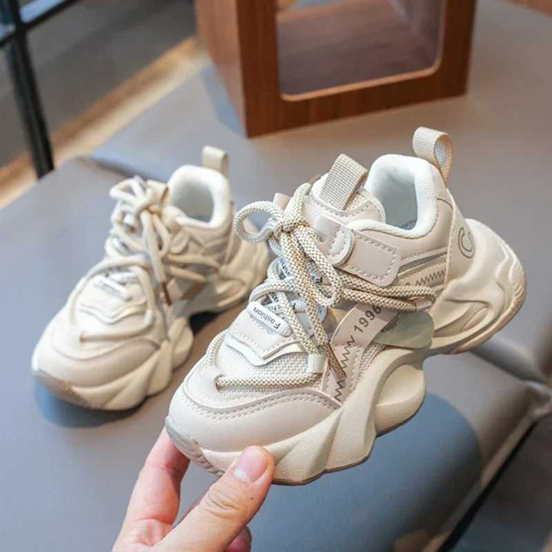 Childrens sports shoes spring and autumn versions childrens school running shoes fashionable and non slip boys and girls sports tennis shoes breathabl