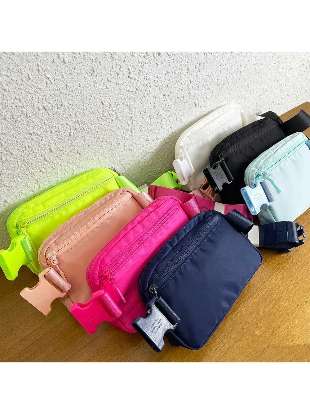 New Fashion Yoga Fanny Pack Metal Sports Waist Bag Portable Yoga Bag Fitness Running Womens Gift Z250407