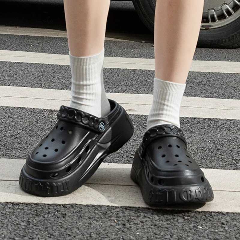 New Thick soled Garden Shoes for Women 2025 Short and Fat Platfomr Summer Sandals for Women Hollow N Smooth Eva Smooth WomenXJ250407
