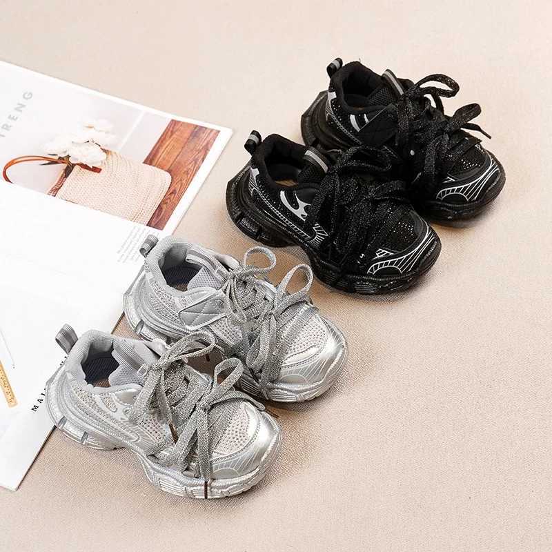 2024 Autumn Girls and Childrens Sports Shoes New Fashion Korean Sle Soft Comfortable Casual Anti Slip Sweet Bow Sports Shoes W250407