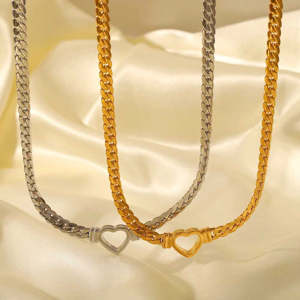 Perisbox stainless steel solid gold Pvd plated short and thick chain hollow heart-shaped necklace Y250408