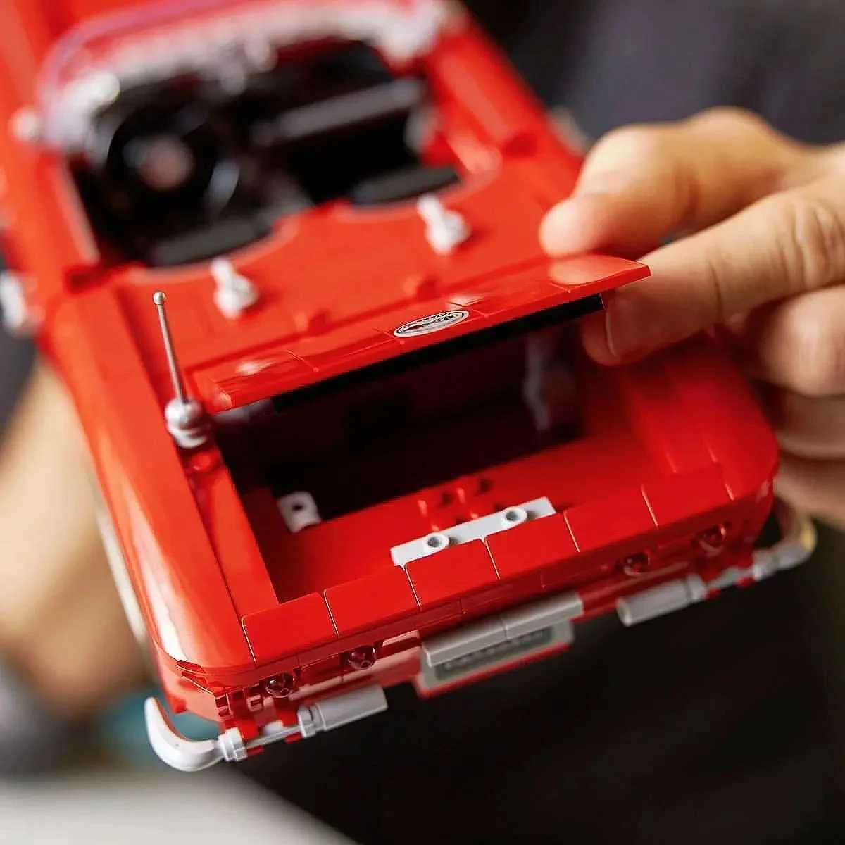 New 10321 Retro Sports Car Chevrolet Corvette Technology Building Blocks Assembly Vehicle Toys Boyfriend Gifts W250408