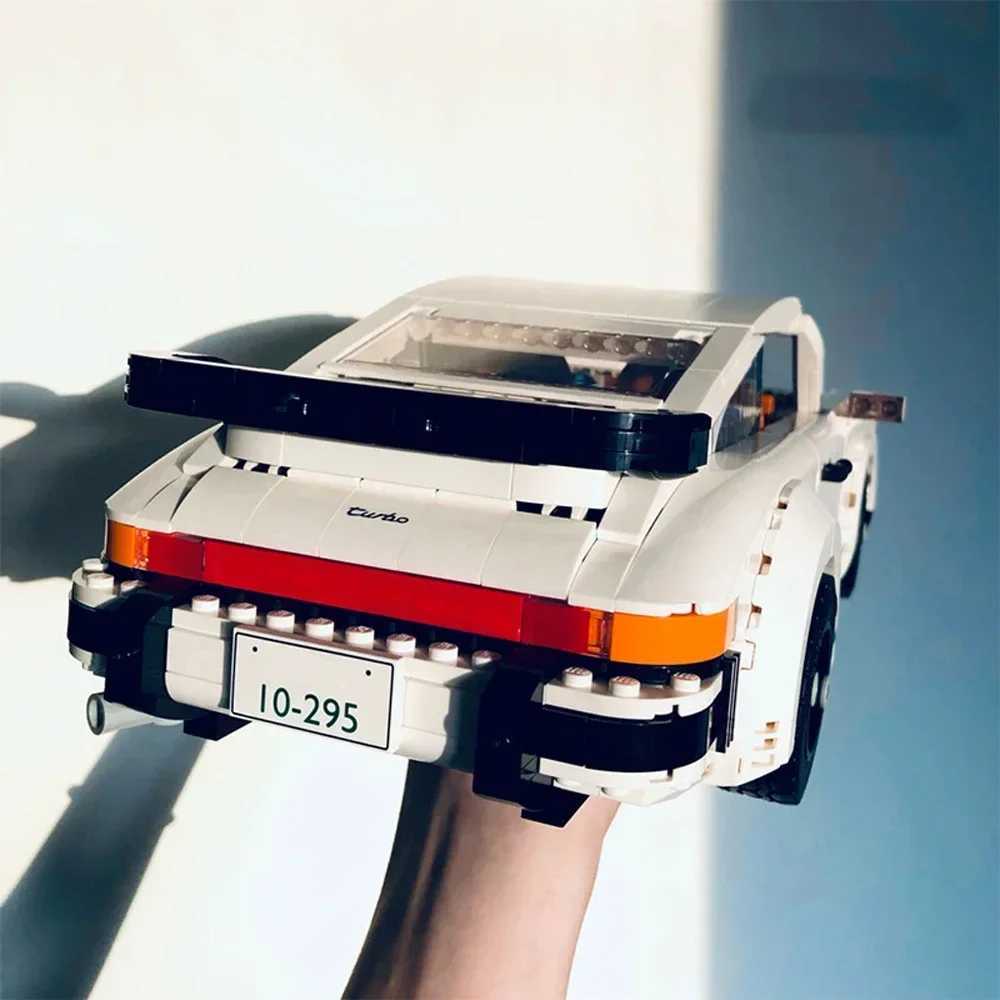 Technical retro Porsche 911 convertible sports car building block set model racing car assembly building block toy childrens gift W250408