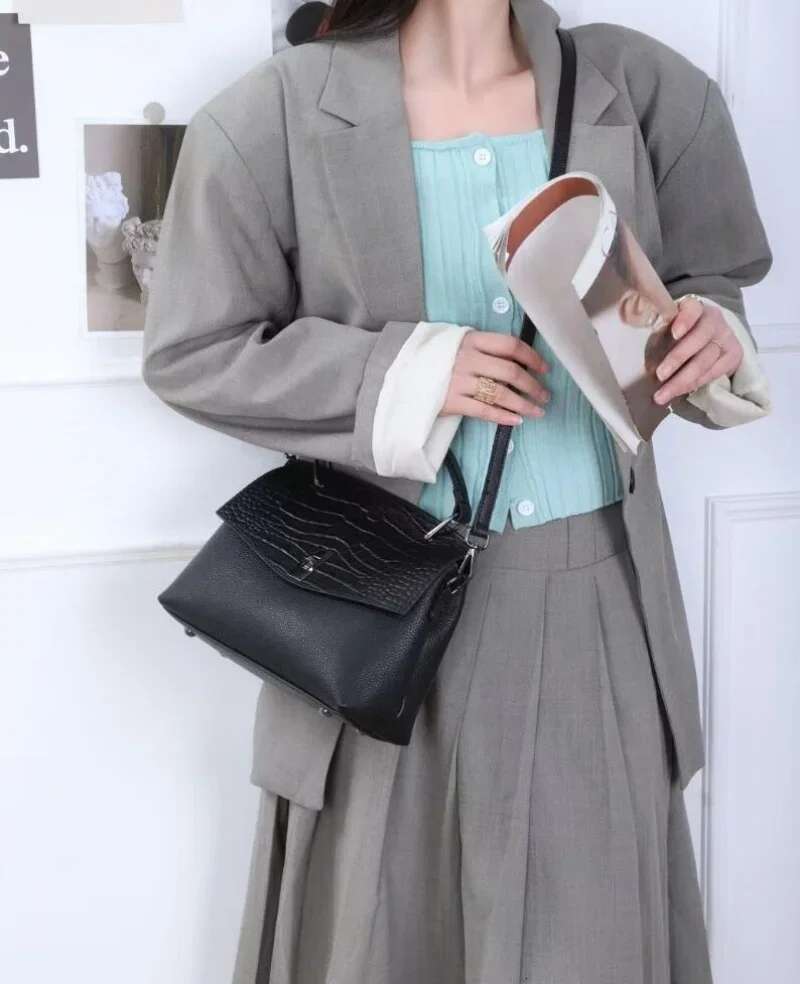 2025 Genuine Leather Women's Handbag Vintage Tote Bag Brand Female Crossbody Fashion Shoulder Satchel