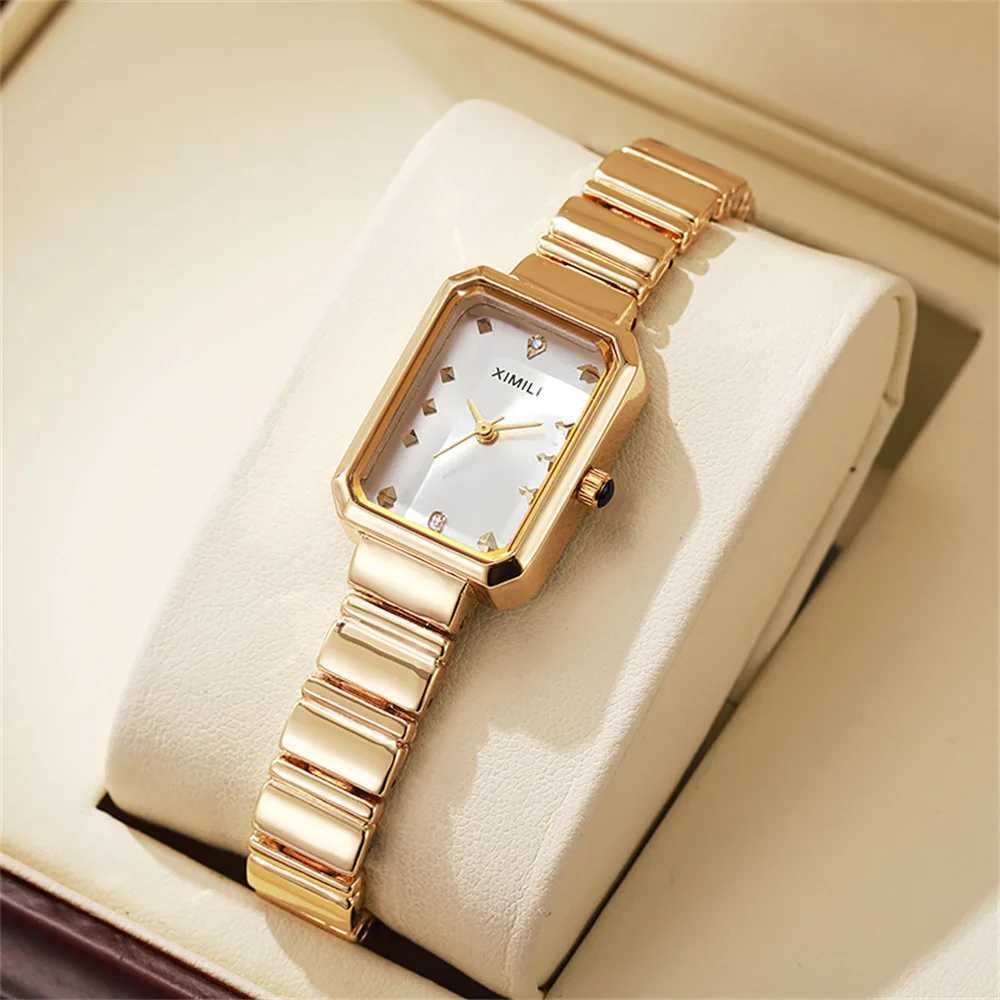 Womens Gold Square Watch Simple Korean Edition Female Student Fashion Stainless Steel Bracelet Quartz Watch Clock GiftT250408