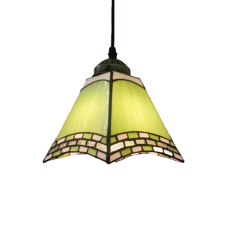 Elegant Tiffany-Style Glass Pendant Light Fixture for Living Rooms, Kitchens & Restaurants