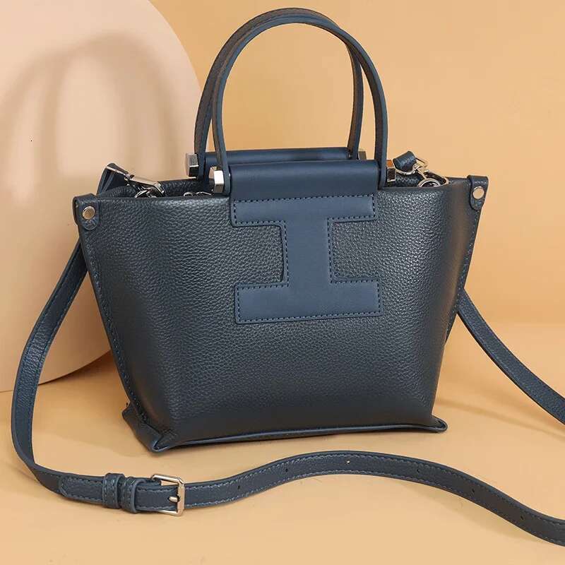 Cowhide Women Tote High Quality Solid Enuine Leather Women's Shoulder Crossbody Bag Fashion Female Handbag Sac A Main