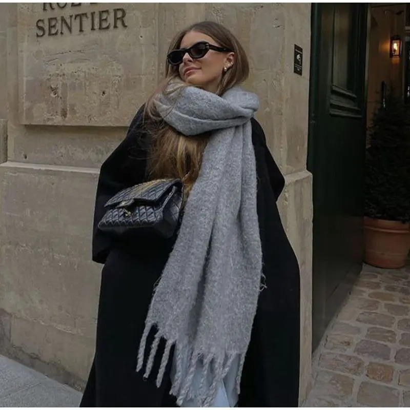 2025 Latest Womens Fall Winter Long Scarf Wool Red Green Christmas Scarf Style Warm Soft Chunky Wrap Shawl Scarves 251106