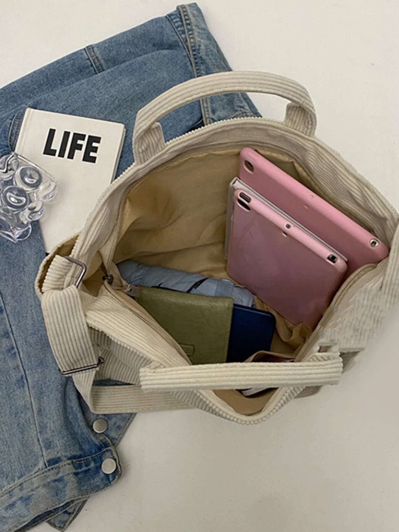 Fashion Versatile Shoulder Bag College Wind Commuting Corduroy Square Bagunisex Large Capacity Leisure Portable Crossbody Bag Dh