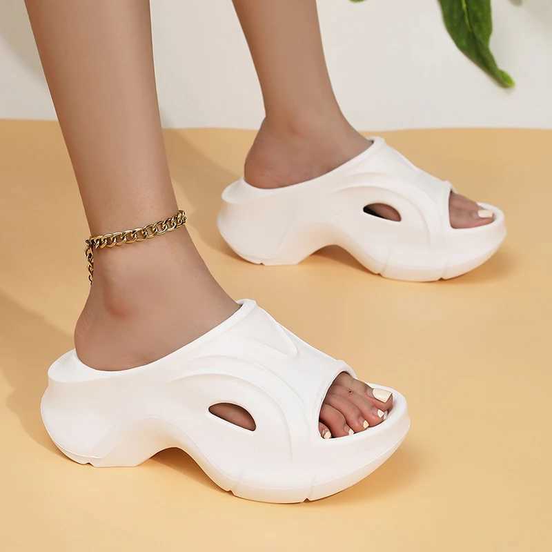 Short and chubby platform wedge sandals for women 2024 summer waterproof thick bottom beach slide for women soft Eva slide flip coverXJ250407