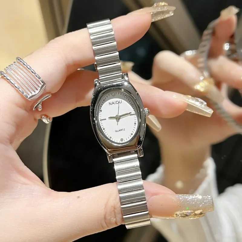 Luxury Womens Watch with Adjustable Stainless Steel Strap Womens Quartz Watch Fashion Gift Watch Direct Shipping Reloj MujerT250408