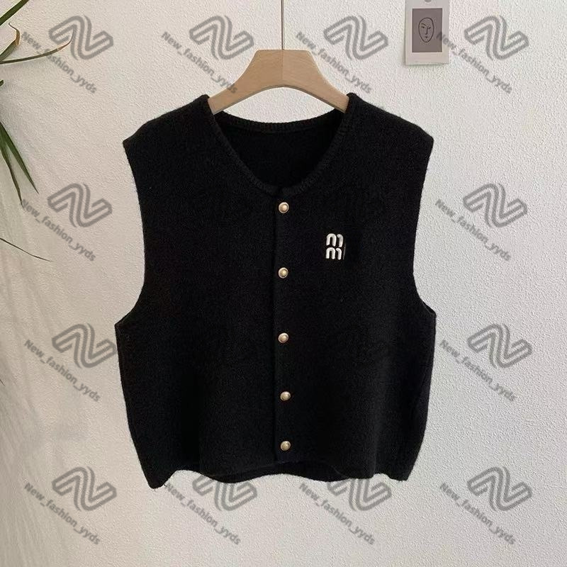 Womens Tanks Top Designer Miu Vest Tank Top Women Tank Tops Designer Luxury Mi Vest Sleeveless Camis Pure Cotton Fashionable Knitted Camisole Iu Tees 73E
