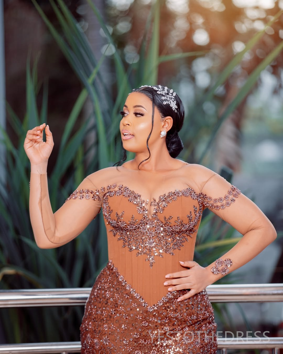 2025 Plus Size Brown Prom Dress Mermaid Prom Dresses Evening Formal Gowns For Special Occasions Sheer Neck Beaded Lace Birthday Second Reception Gowns