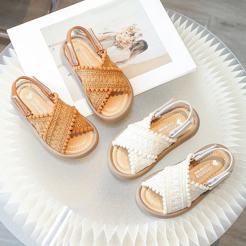 Girls Summer Beach Shoes Ethnic Style Kids Casual Sandals Soft Sole Fashion Children Retro Princess Shoes Summer 250407