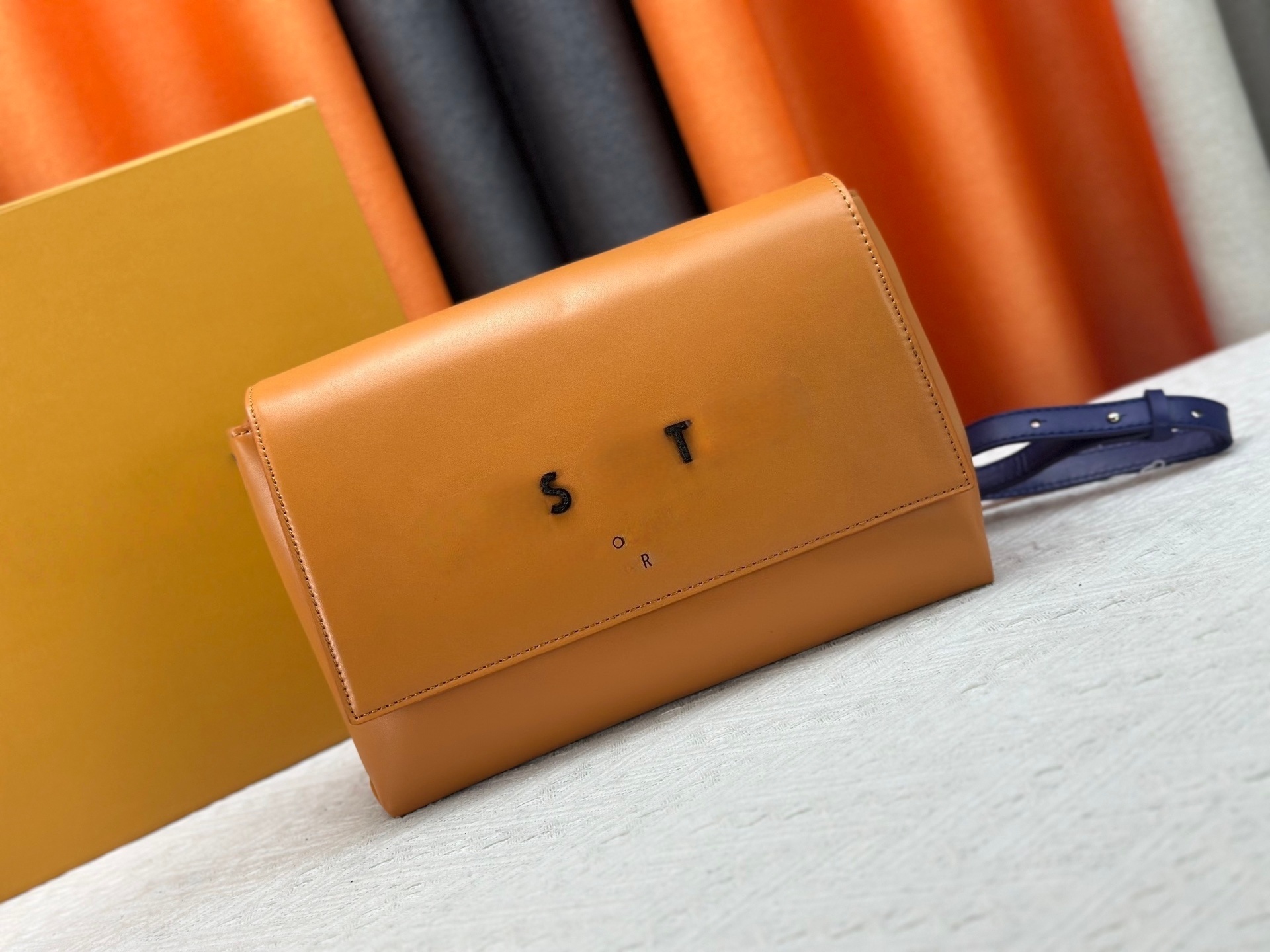 Cosmetic Bags & Cases nluxury bag Shoulder Bags Tote Bag Shopping Bags Luxury Hangbag purse classics Single shoulder, Designer Shoulder bag M46018