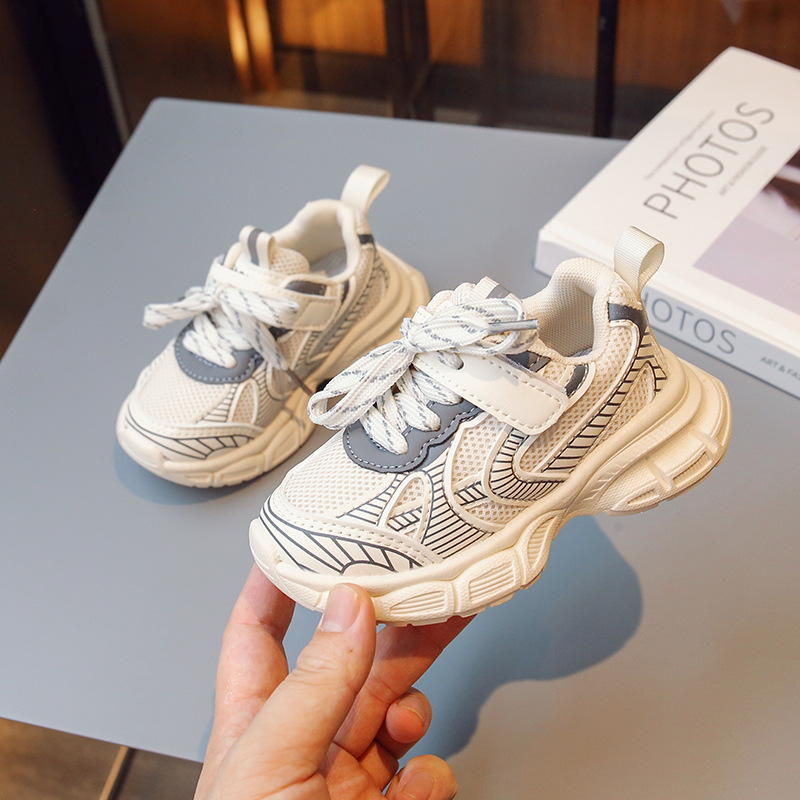 Kids Shoes New 2025 Spring Summer Fashion Casual Sports Boys Girls Running Trainers Toddler Mesh Breathable Soft Sole Shoes Sneakers for Youth Size 21