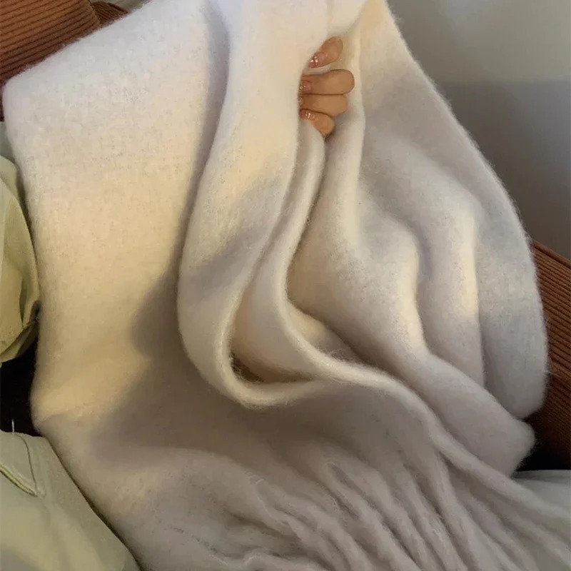 2025 Latest Womens Fall Winter Long Scarf Wool Red Green Christmas Scarf Style Warm Soft Chunky Wrap Shawl Scarves 251106