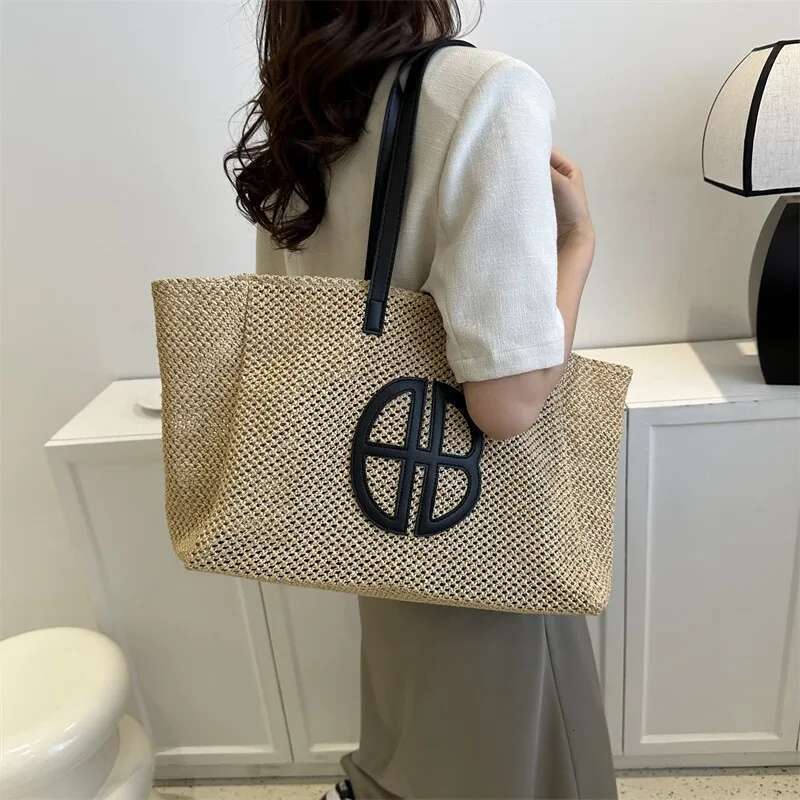 Hollow Out Straw Knitting Tote Large Capacity Handmade Shoulder Handbag Women 2025 Designer Casual Beach Bag Ethnic Style
