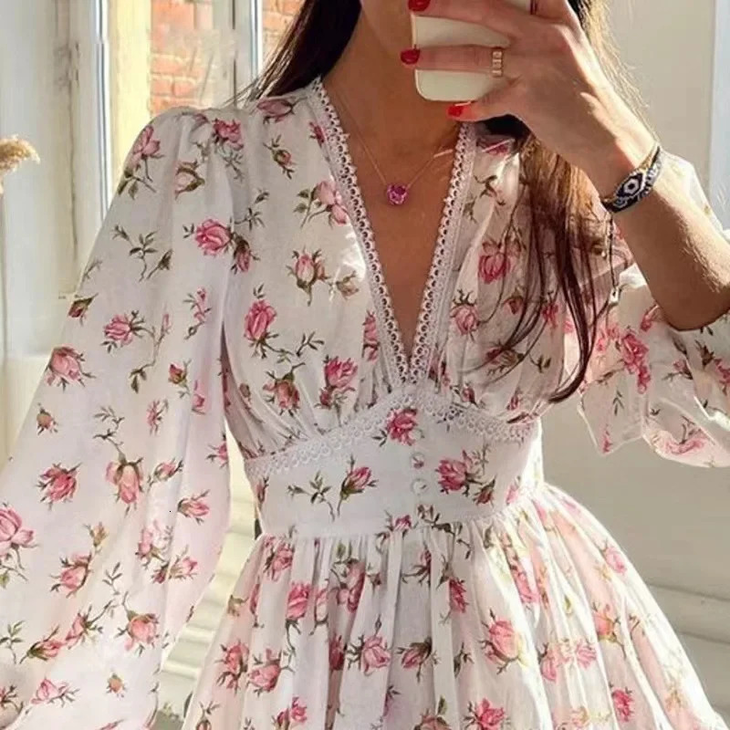 Womens floral print mini dress high waisted A-Line summer autumn long sleeved V-neck dress vintage beach vacation casual vest 250401