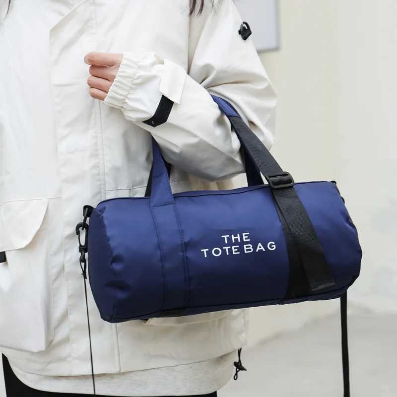 Small Fashion Gym Fitness Bag Womens Yoga Sports Travel Luggage Weekend Mini Womens Handbag Womens Shoulder BagXJ250408
