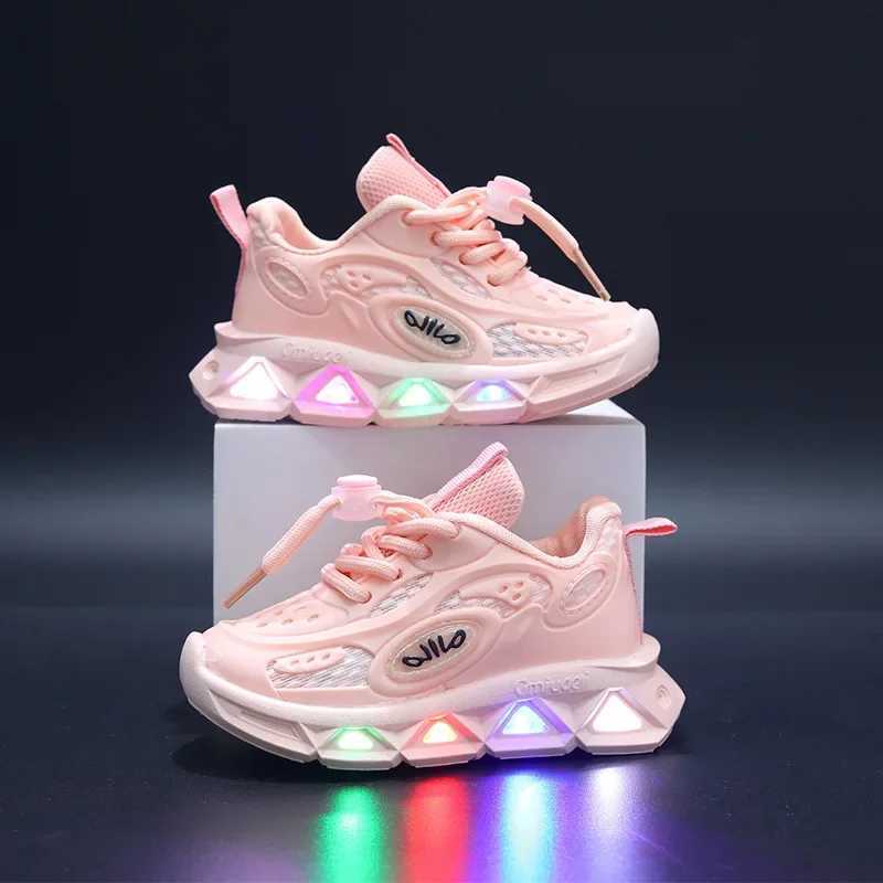 Baby Shoes 2023 Spring and Autumn New Boys and Girls Light Up Clumsy Sports Shoes Small and Medium sized Childrens Soft soled Baby Shoes W250407