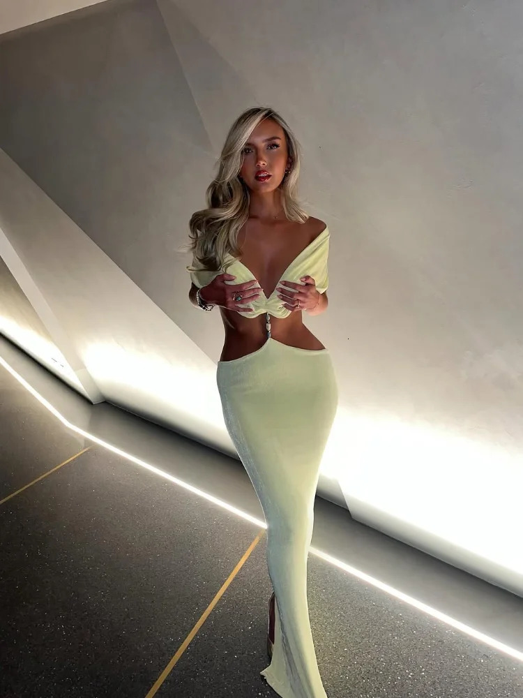Elegant yellow single shoulder pleated bow ultra-thin robe for women chic sleeveless and backless long skirt for womens party club dress 250403
