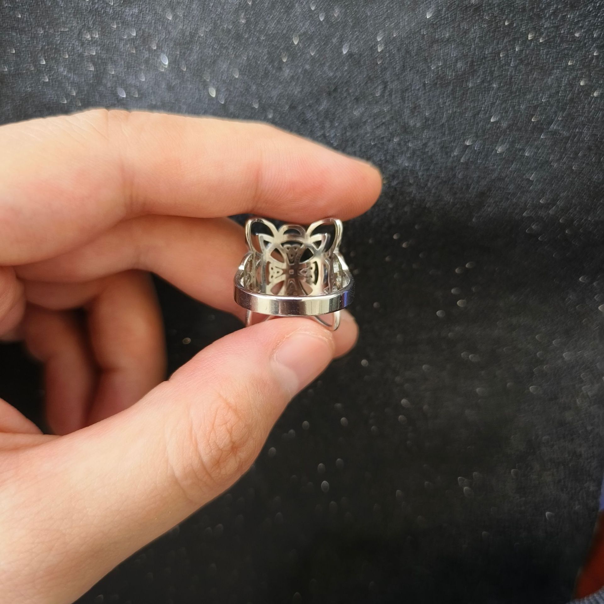Top Source New Fashionable Versatile Witch with Celtic Triangle Frame Hollow Stainless Steel Four Tailed Ring as a Gift for Boyfriend
