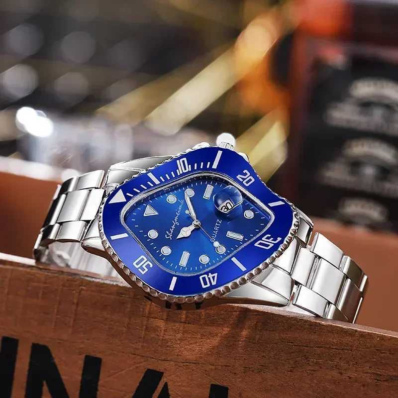 Irregular mens watch unusual concept Reloj collision melting twisted case quartz watch mens green black watch mens Y250407