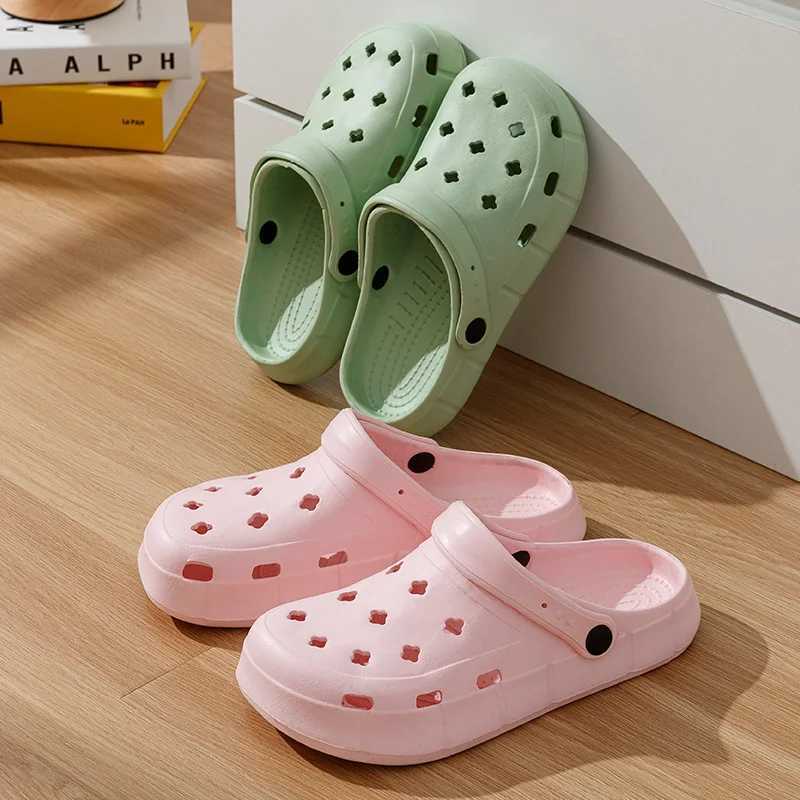 New Arrival Womens Waterproof Slide Summer Outdoor Womens Slide EVA Soft Bottom Garden Shoes Indoor Solid Color Slide Hole Shoes T250408
