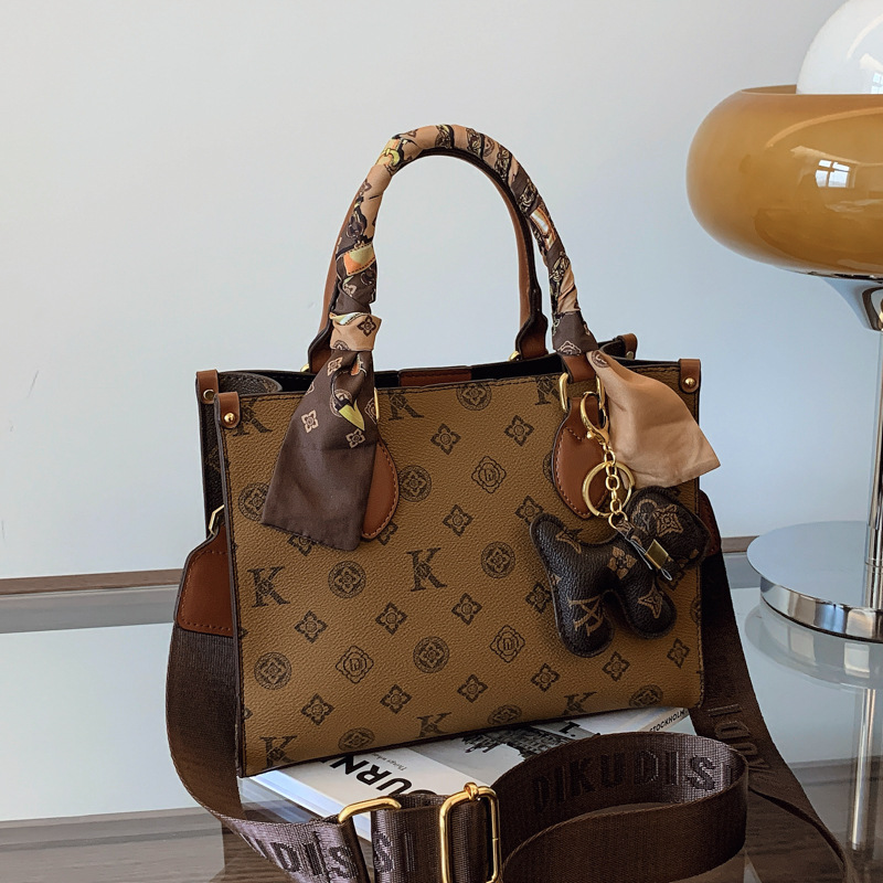 Free Shipping Brown Monogram Tote Bag Scarf Decoration & Bear Charm Retro Casual Large-Capacity Commuter Bag